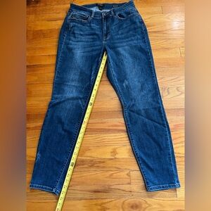 Judy Blue Dark Blue Ankle Jeans
